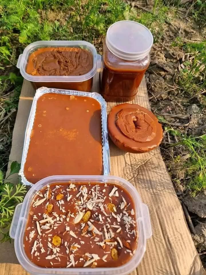 Date Coconut mixed jaggery (নারিকেল দেয়া গুড় ) - Image 2